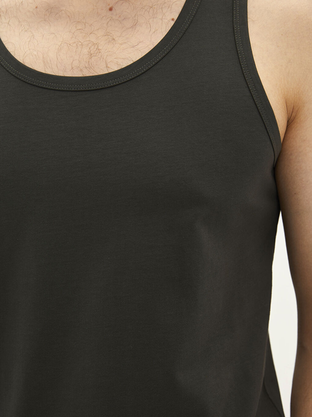 U Neck Basic Cotton Male Athlete in 2 Pieces-3