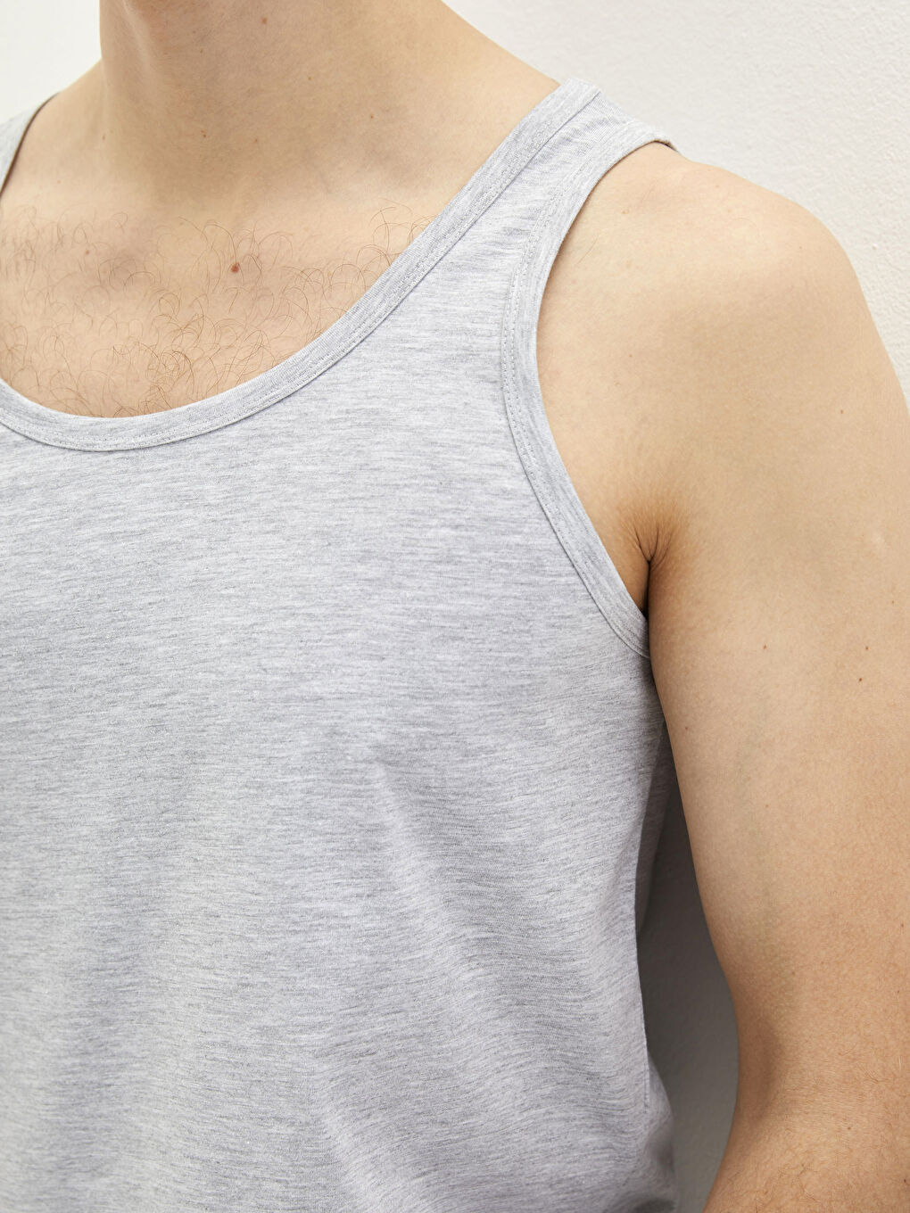 فيست رجالي قطن سادة بياقة حرف U - مجموعتين-4