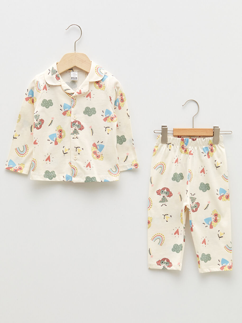 Ekru Polo Yaka Uzun Kollu Baskılı Pamuklu Kız Bebek Pijama Takımı