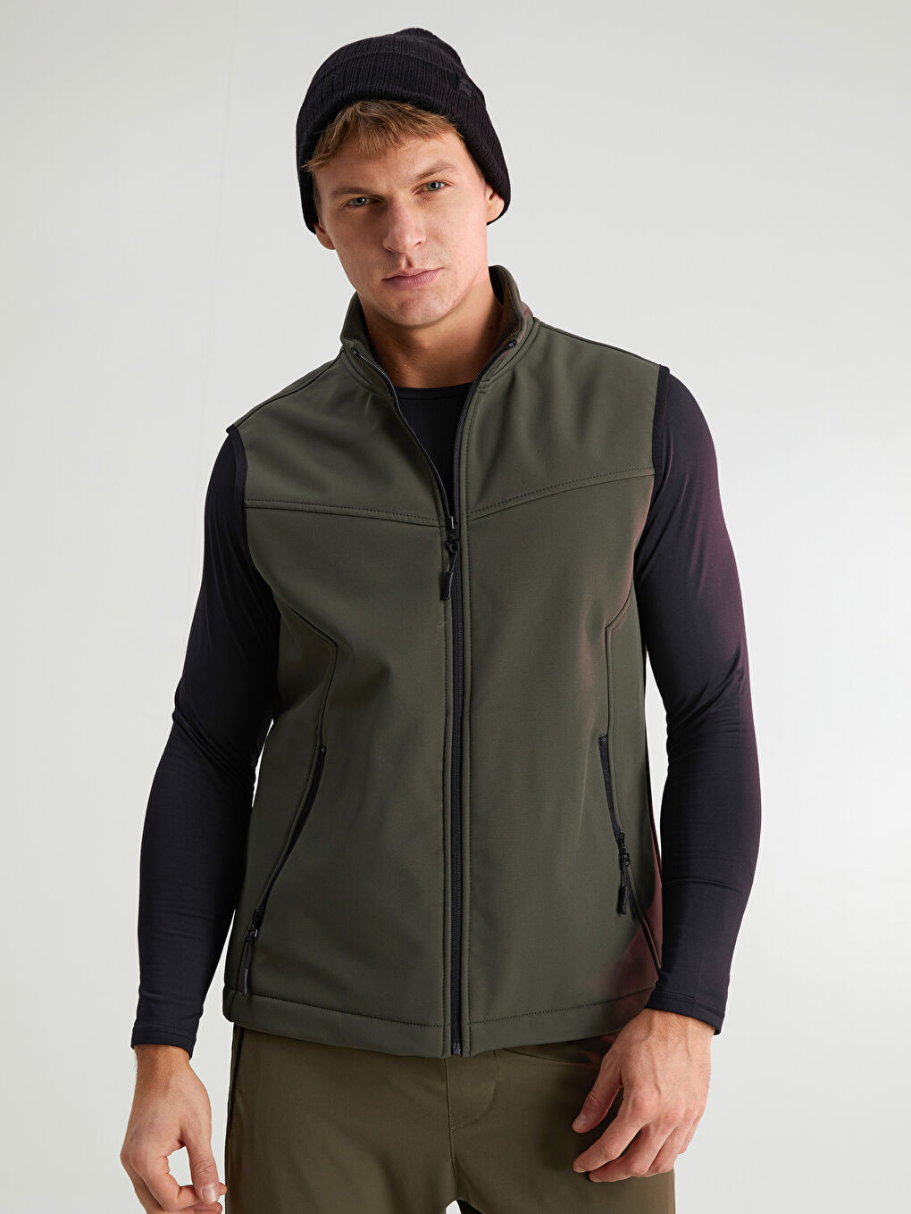 Stand-up Collar Zipper Slim Men's Vest-1