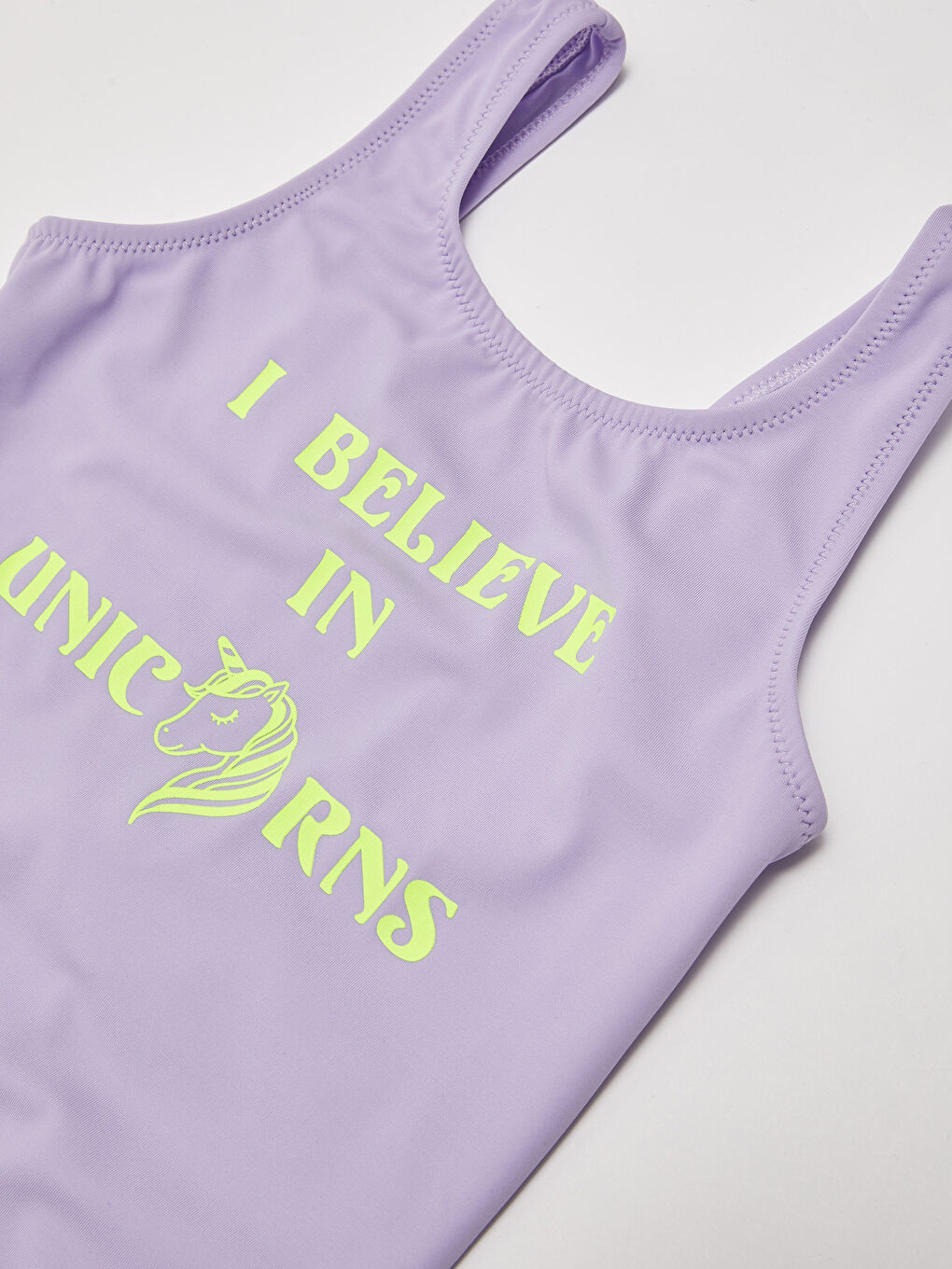 Lila Esnek Kumaştan Baskılı Kız Çocuk Mayo-2