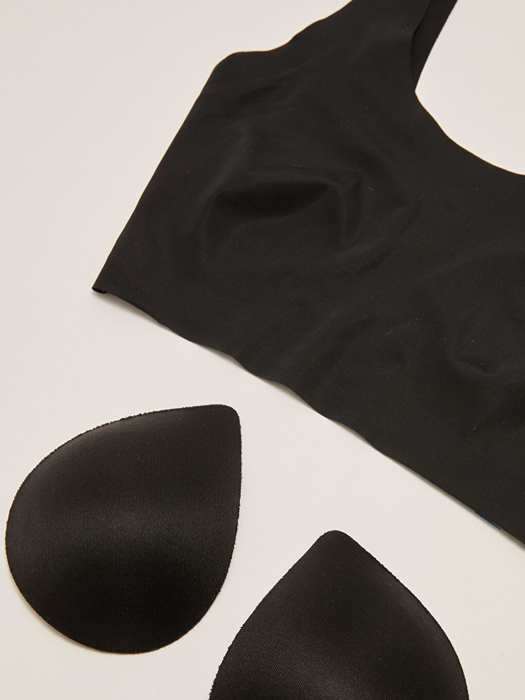 Siyah Balensiz Dolgusuz Düz Sütyen-4