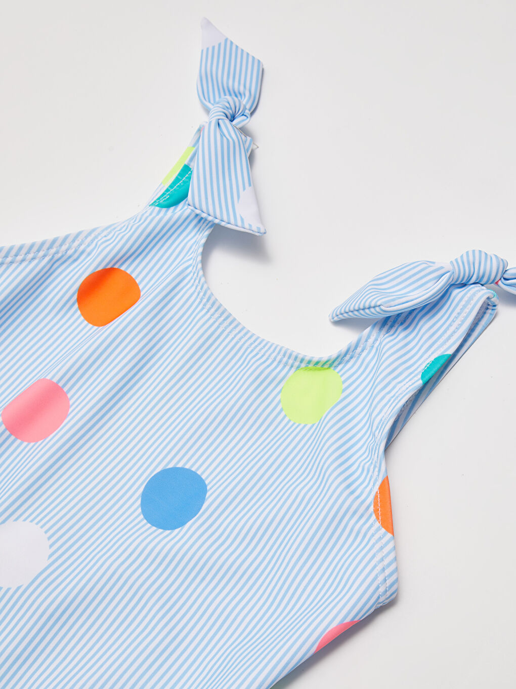 Maillot de bain fille à motif à pois en tissu extensible-2