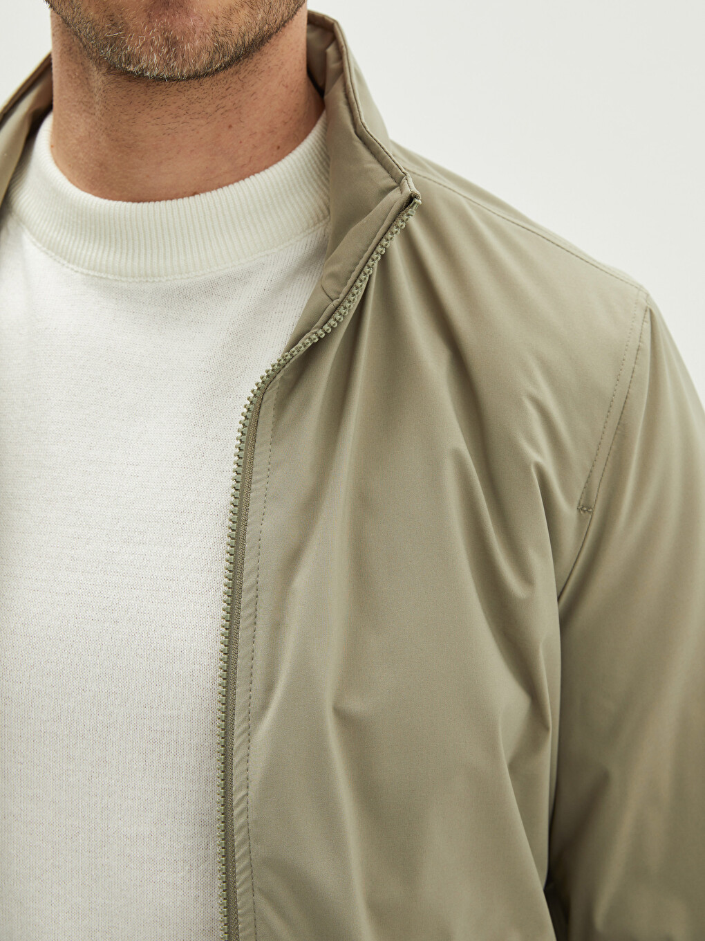 Standard Fit Turtle Neck Thin Men's Coat-3