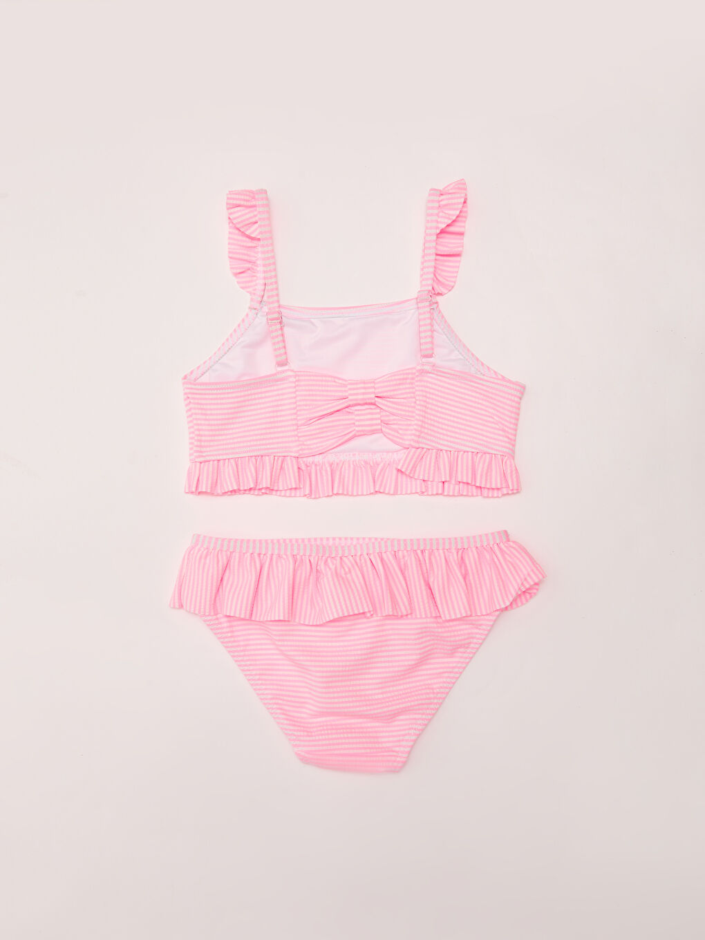 Karışık Esnek Kumaştan Fırfır Detaylı Kız Çocuk Bikini-1