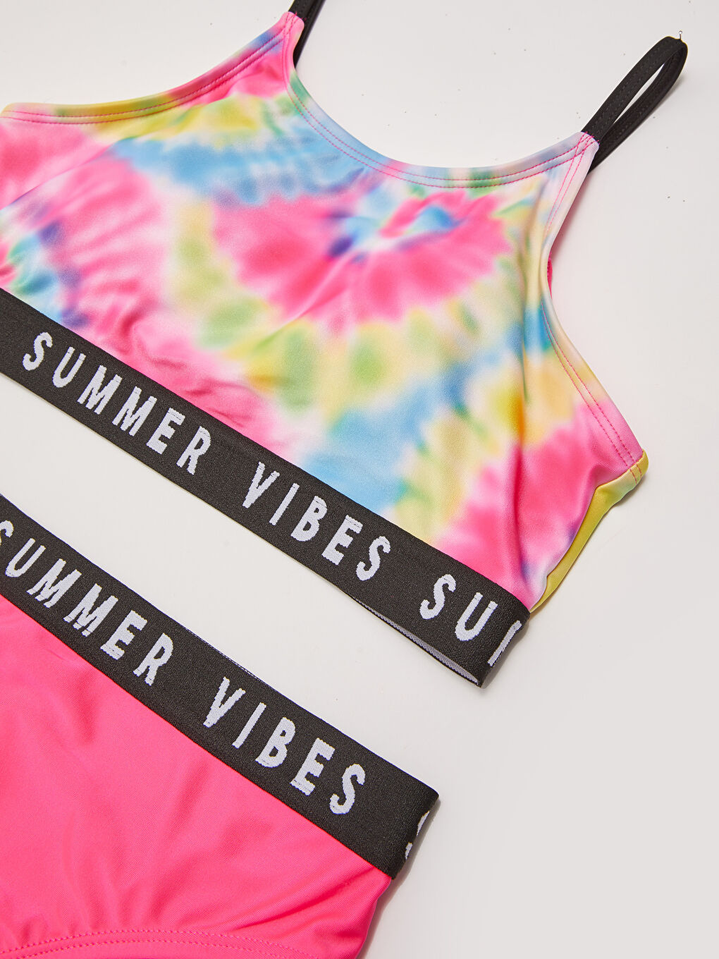 بيكيني للبنات بقماش مطبوع قابل للتمدد-2