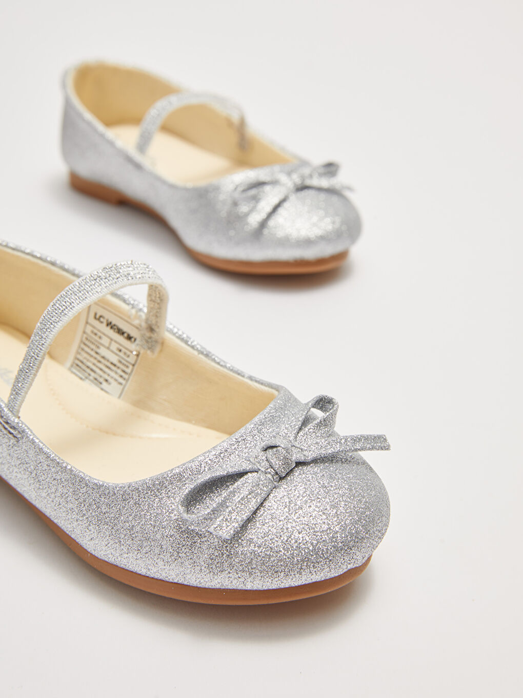 Gri Simli Fiyonk Detaylı Lastikli Kız Çocuk Babet-2