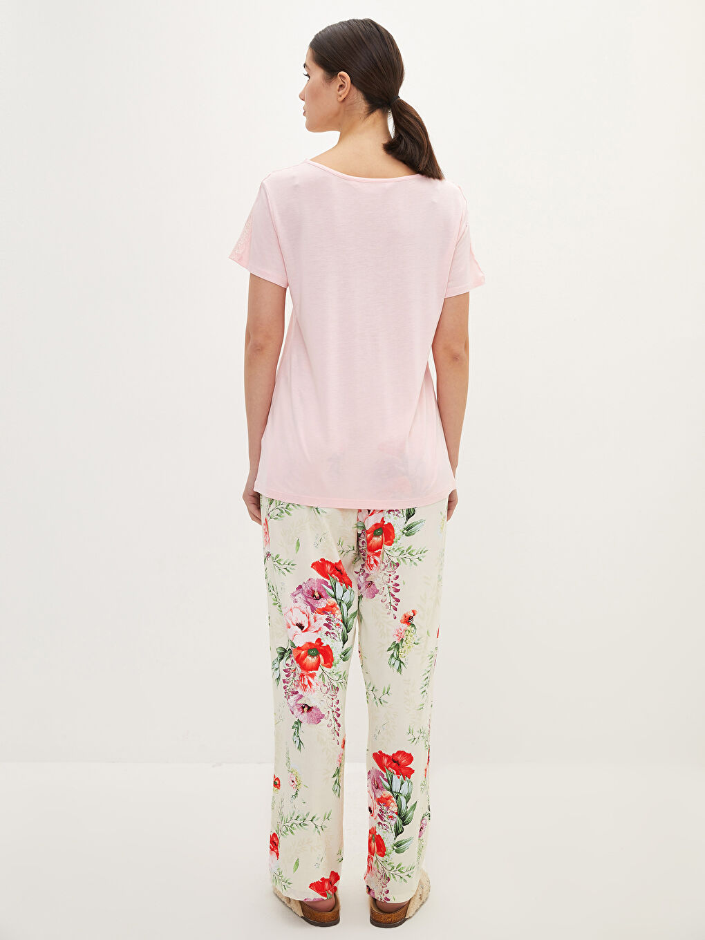 Crew Neck Floral Short Sleeve Women's Pajamas Set -S22301Z8-LRA