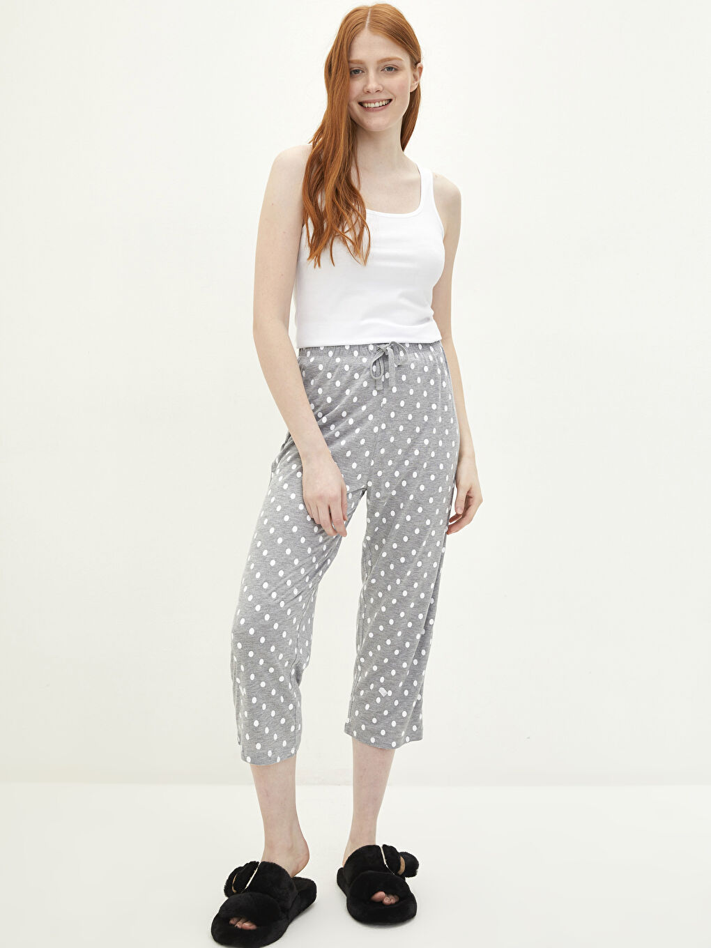 Beyaz U Yaka Düz Pamuklu Kadın Atlet-2