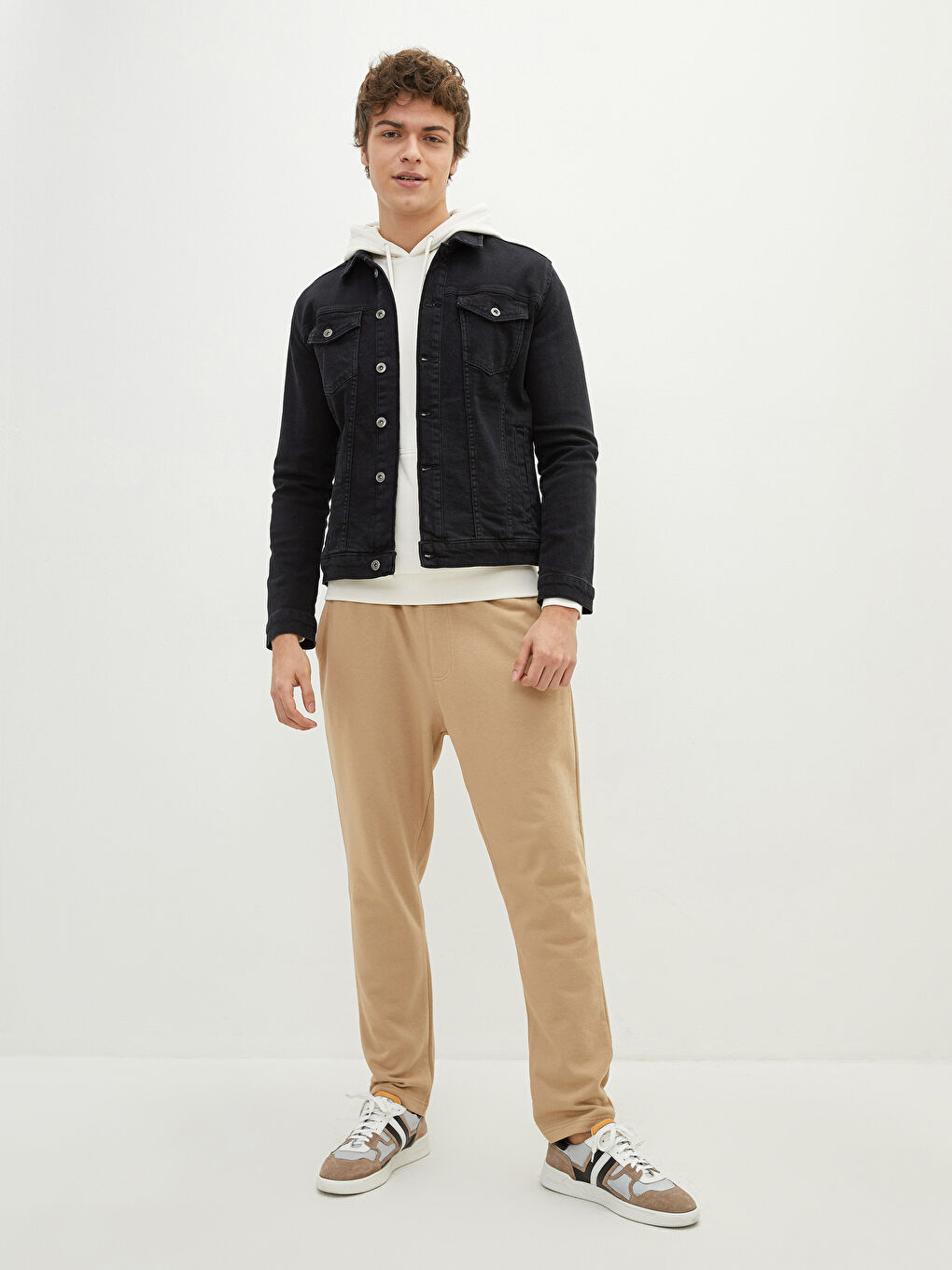 Siyah Slim Fit Gömlek Yaka İnce Erkek Mont-1