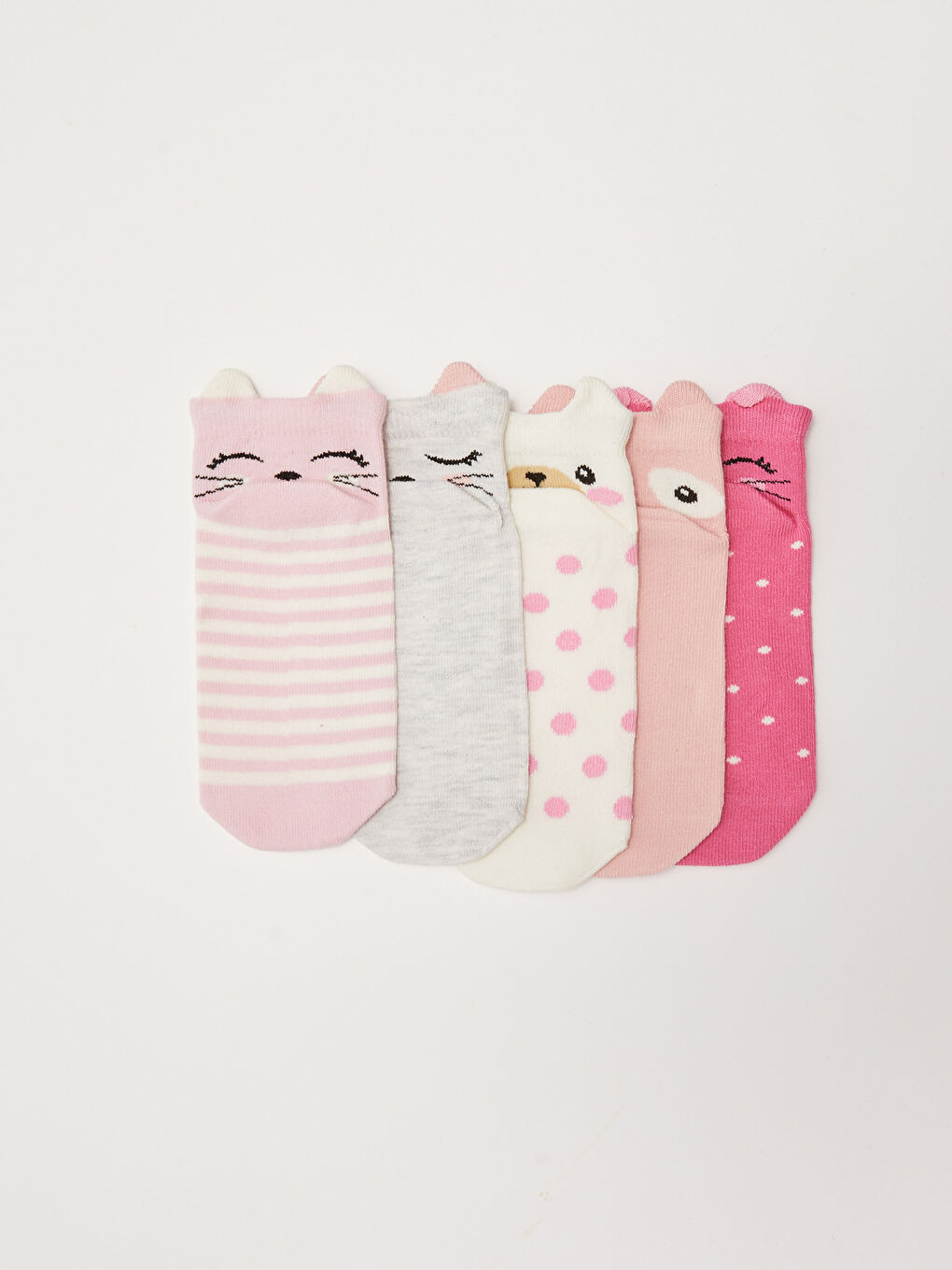LCW Kids جوارب رياضية للبنات منقوشة - عبوة ٥ قطع -S22386Z4-FJ0