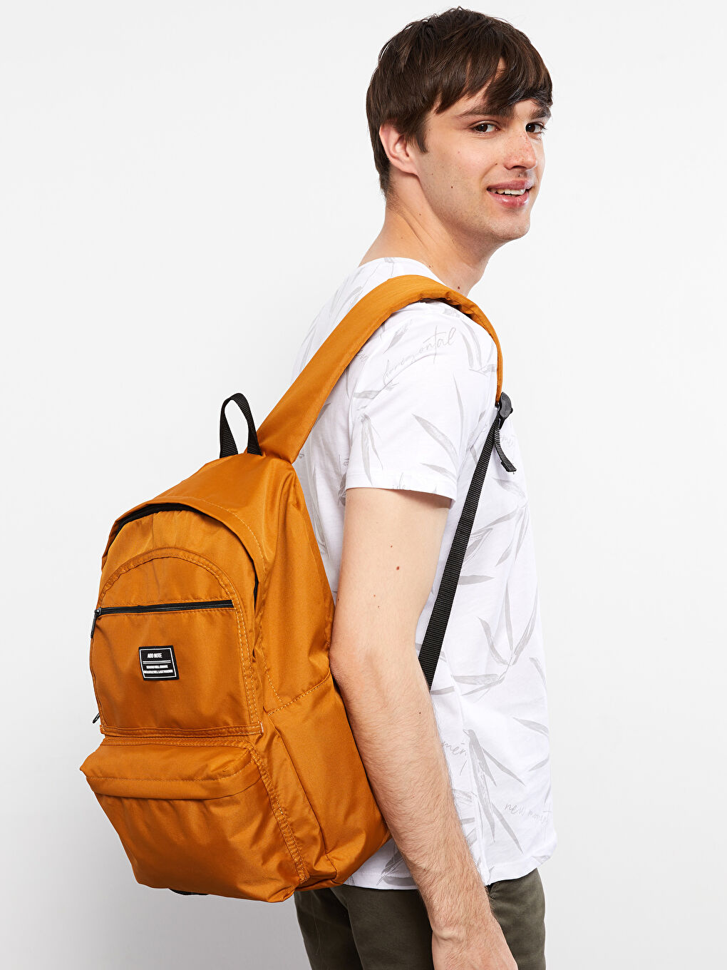 حقيبة ظهر بحافظة كمبيوتر محمول للرجال-1