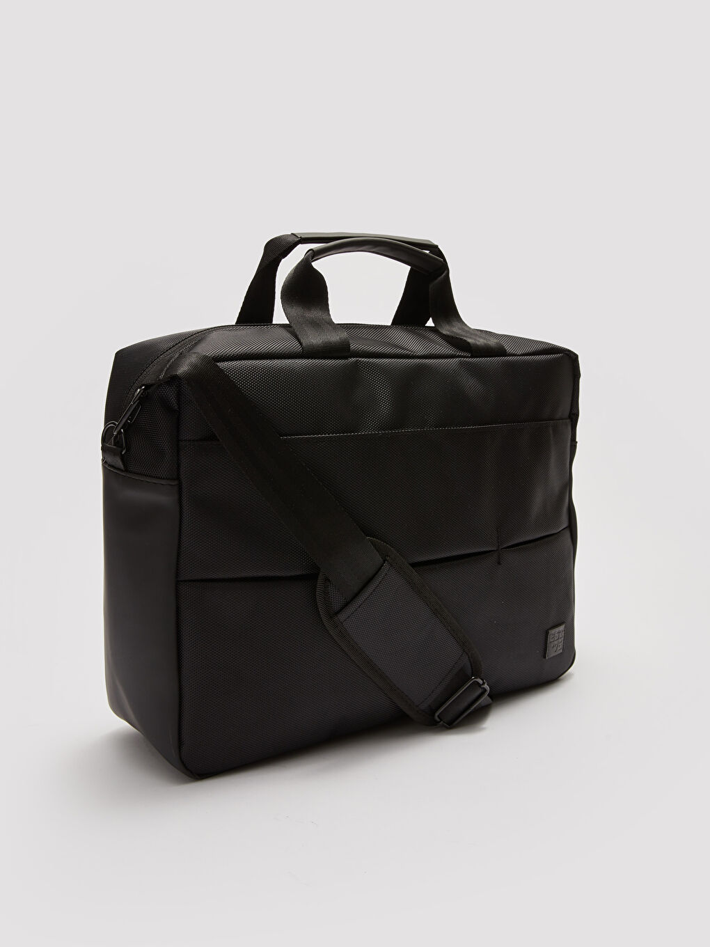 LCW ACCESSORIES Siyah Fermuar Kapamalı Erkek Laptop Çantası - 3
