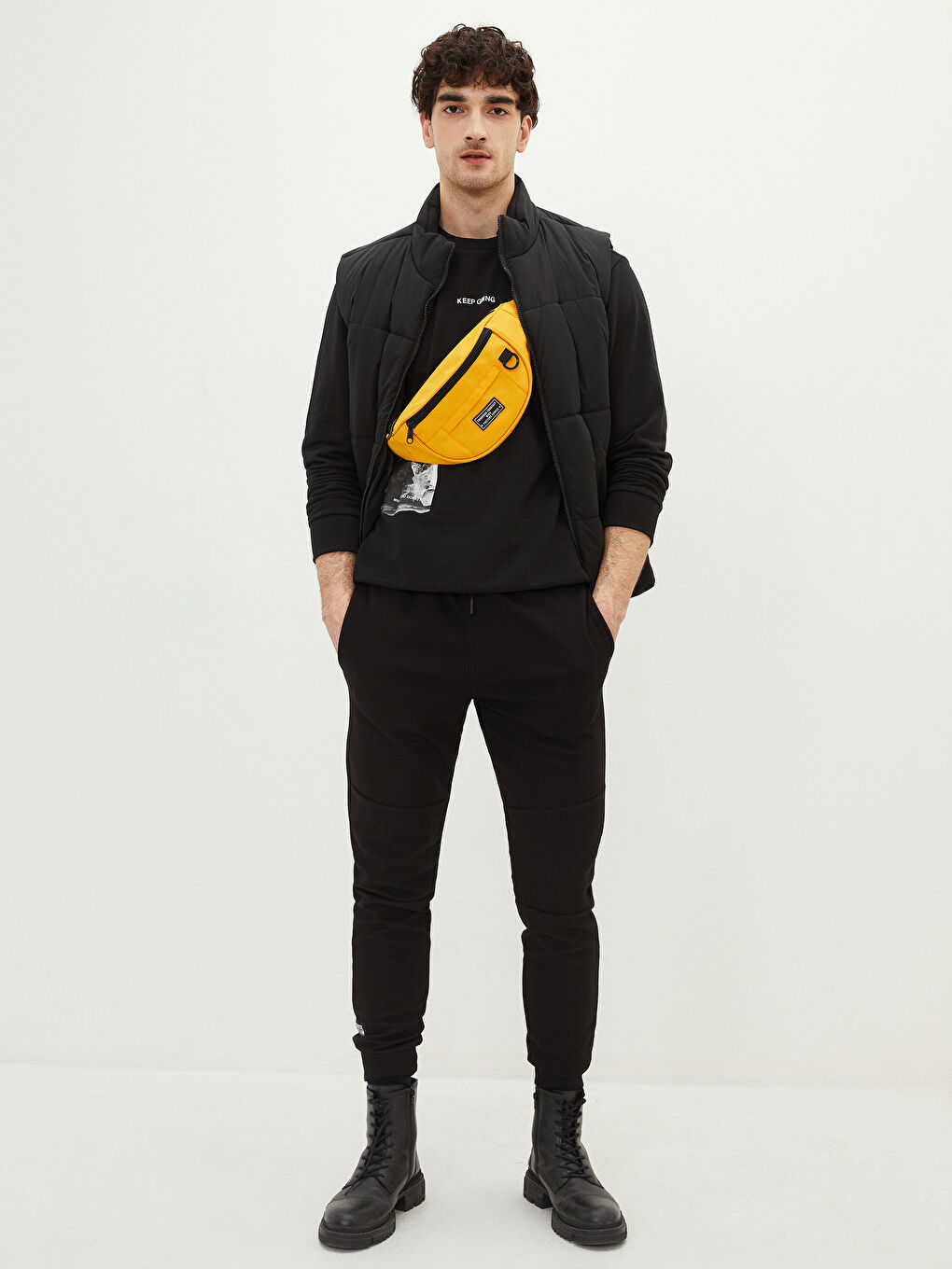 Label Detailed Men's Waist Bag-1