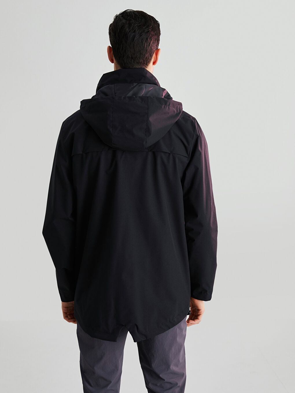 Impermeabil Regular Fit cu Glugă pentru Bărbați-6