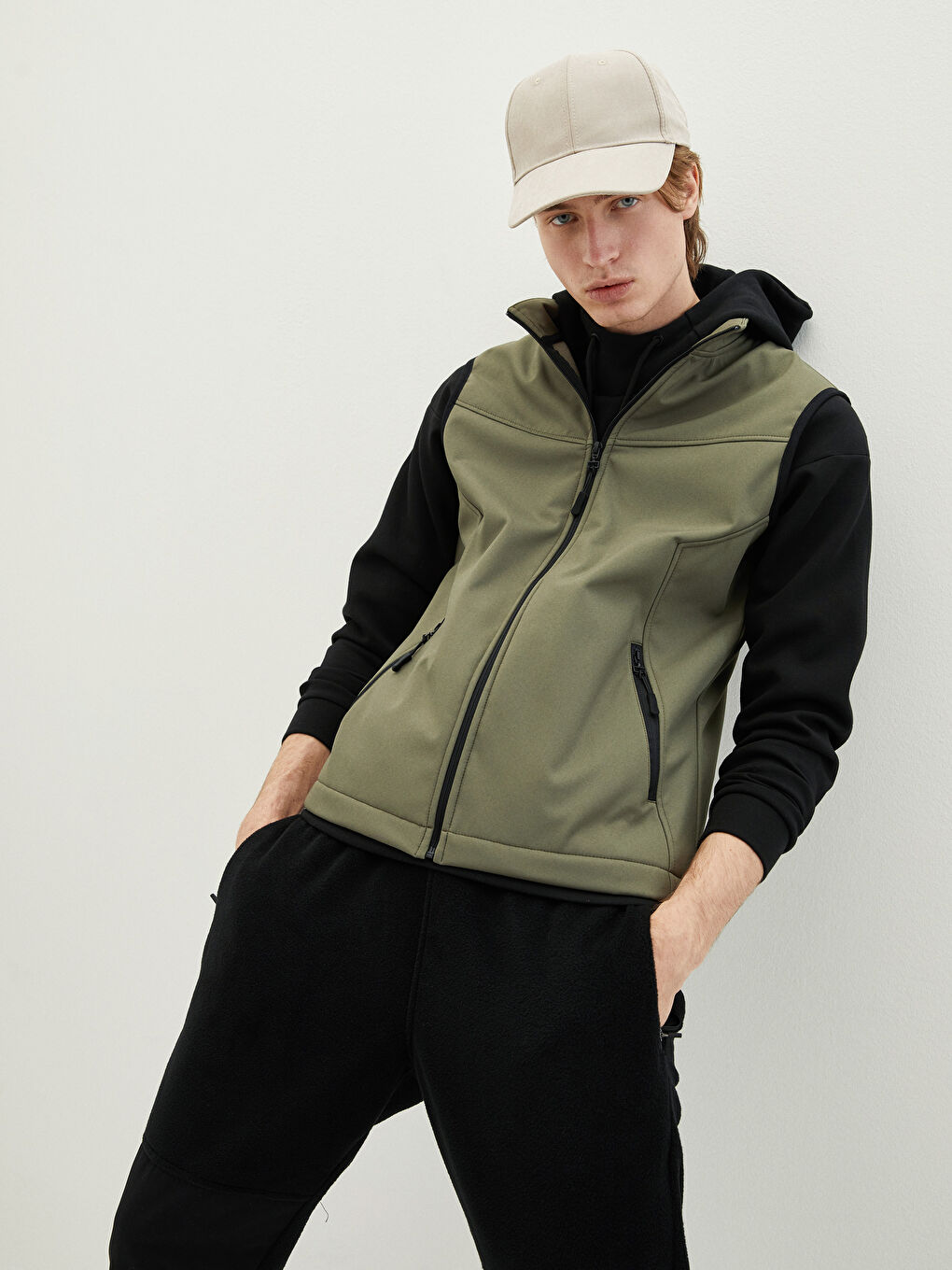 Haki Standart Kalıp Dik Yaka Erkek Yelek