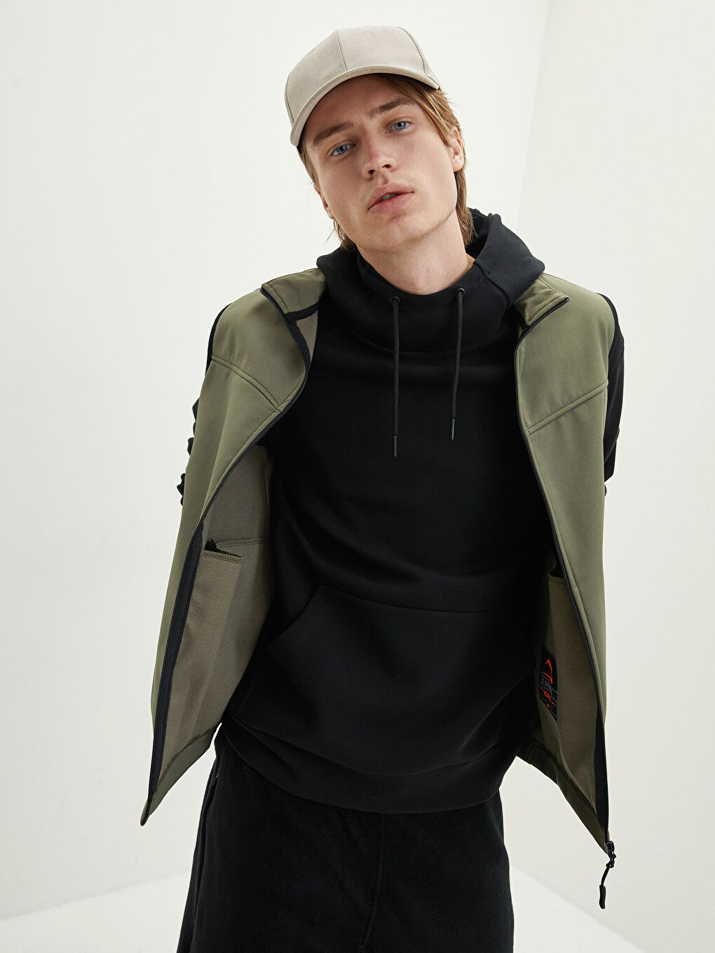 Haki Standart Kalıp Dik Yaka Erkek Yelek-1