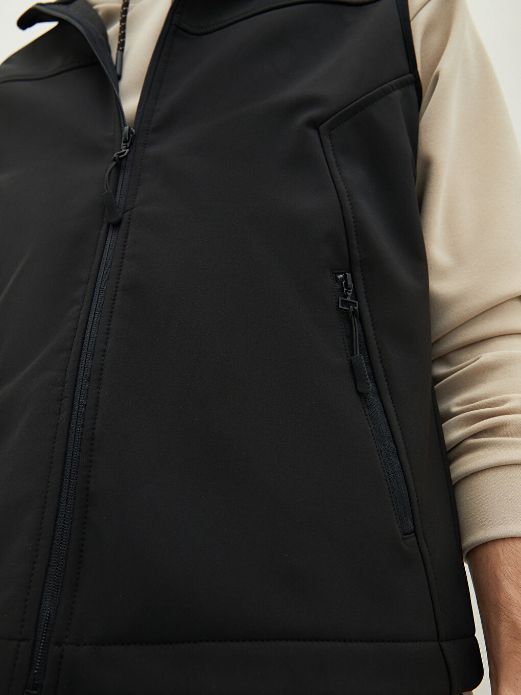 Standard Fit Funnel Neck Men's Waistcoat -S22473Z8-CVL