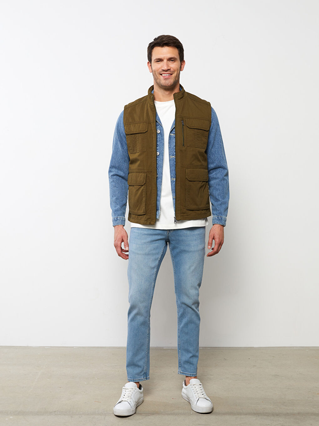 Haki Standart Kalıp Dik Yaka Erkek Avcı Yeleği-2