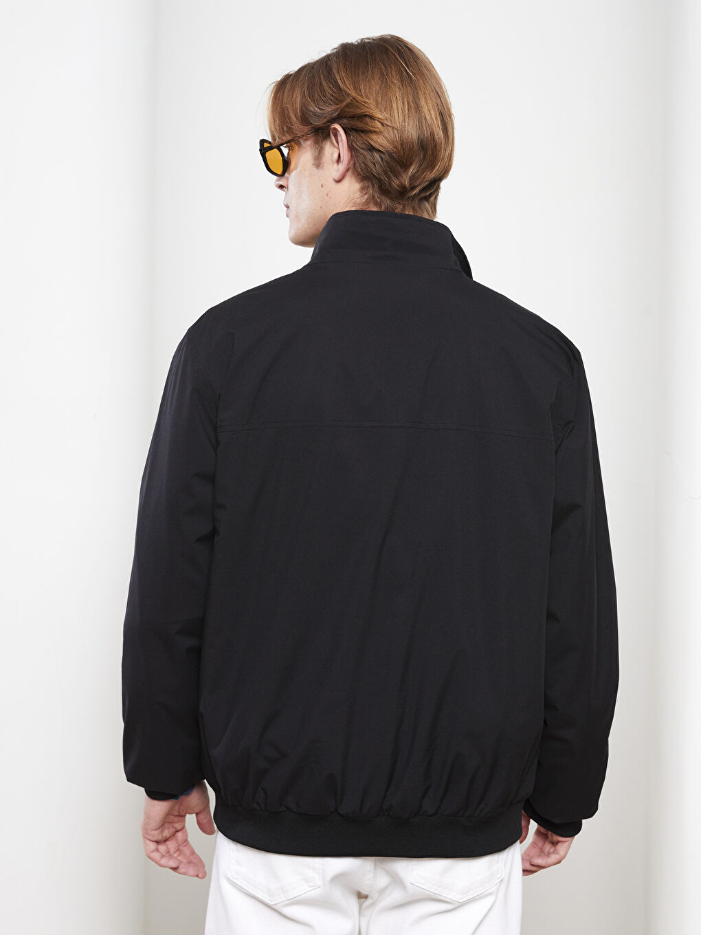 Siyah Standart Kalıp Dik Yaka Erkek Mont-4