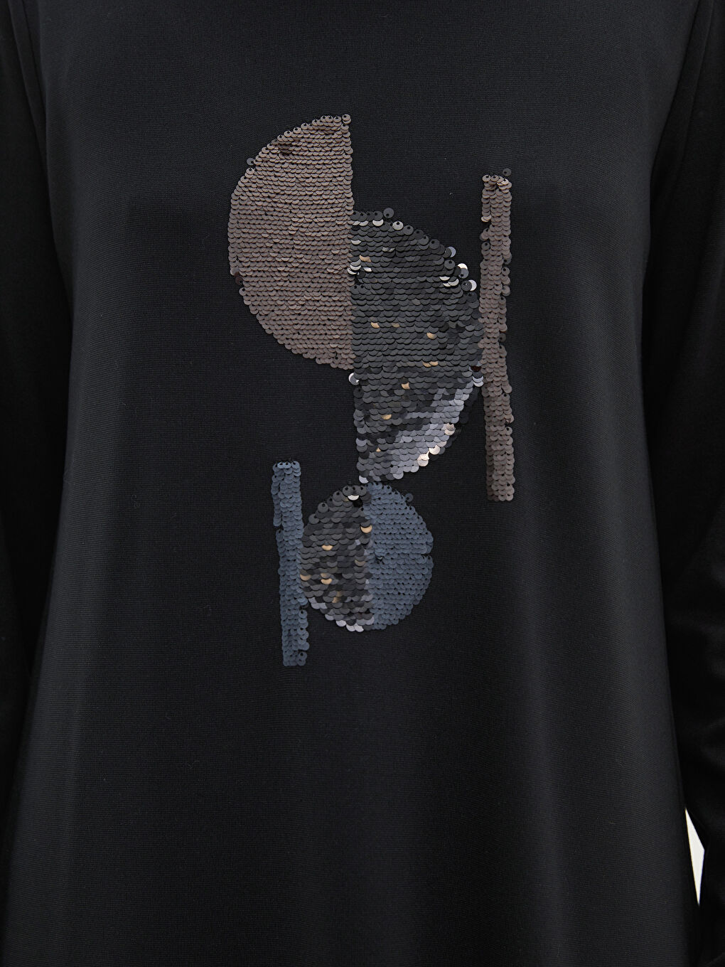 Siyah Bisiklet Yaka Payet İşlemeli Uzun Kollu Kadın Tunik-3