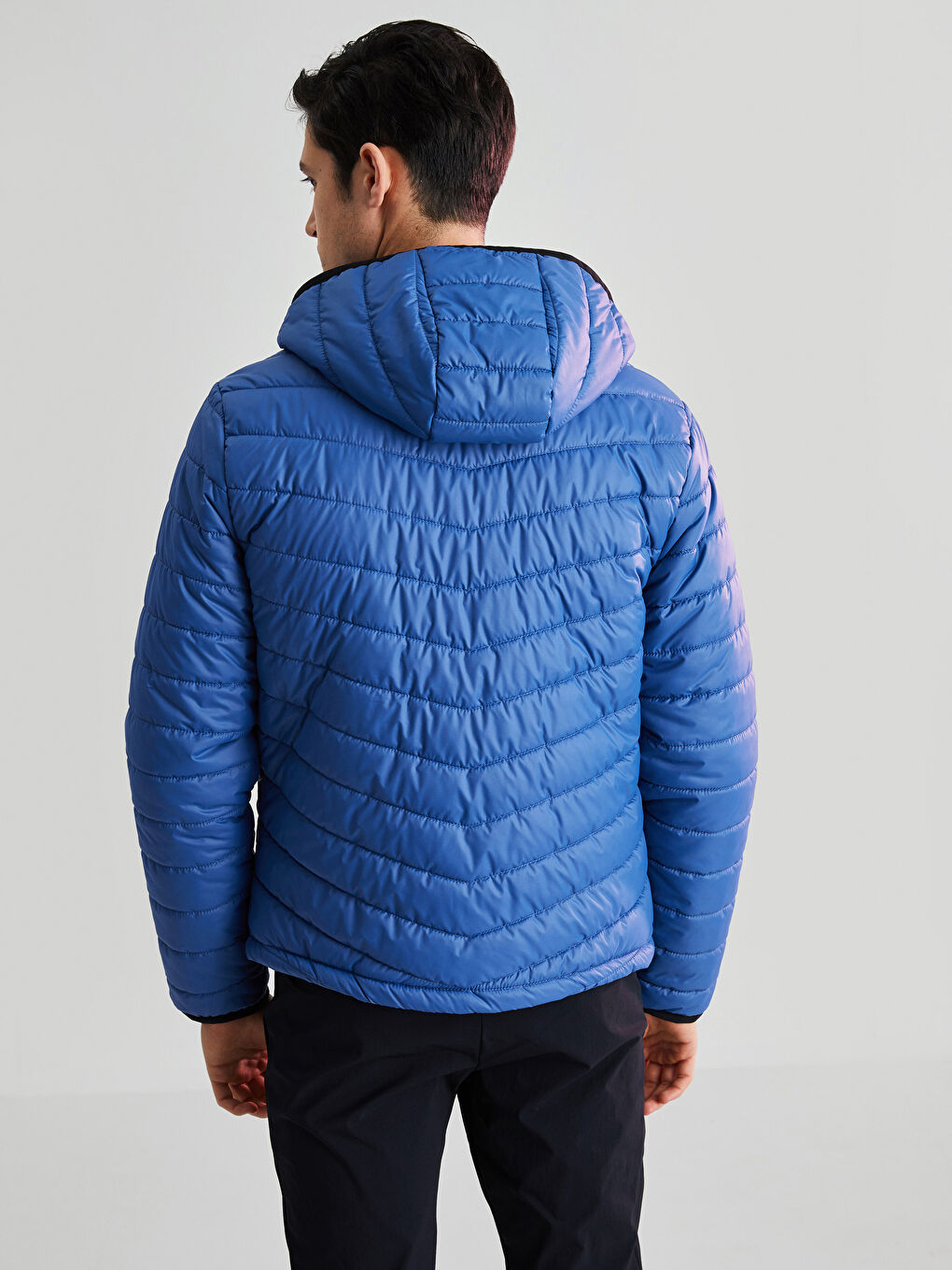 Mavi Standart Kalıp Kapüşonlu Kalın Erkek Şişme Mont-6