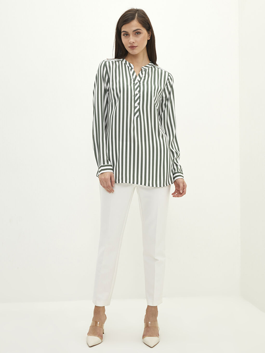 Haki Kaçık Yaka Çizgili Uzun Kollu Viskon Kadın Bluz-5