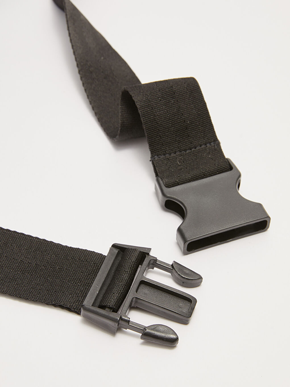 Mavi Etiket Detaylı Erkek Bel Çantası-3