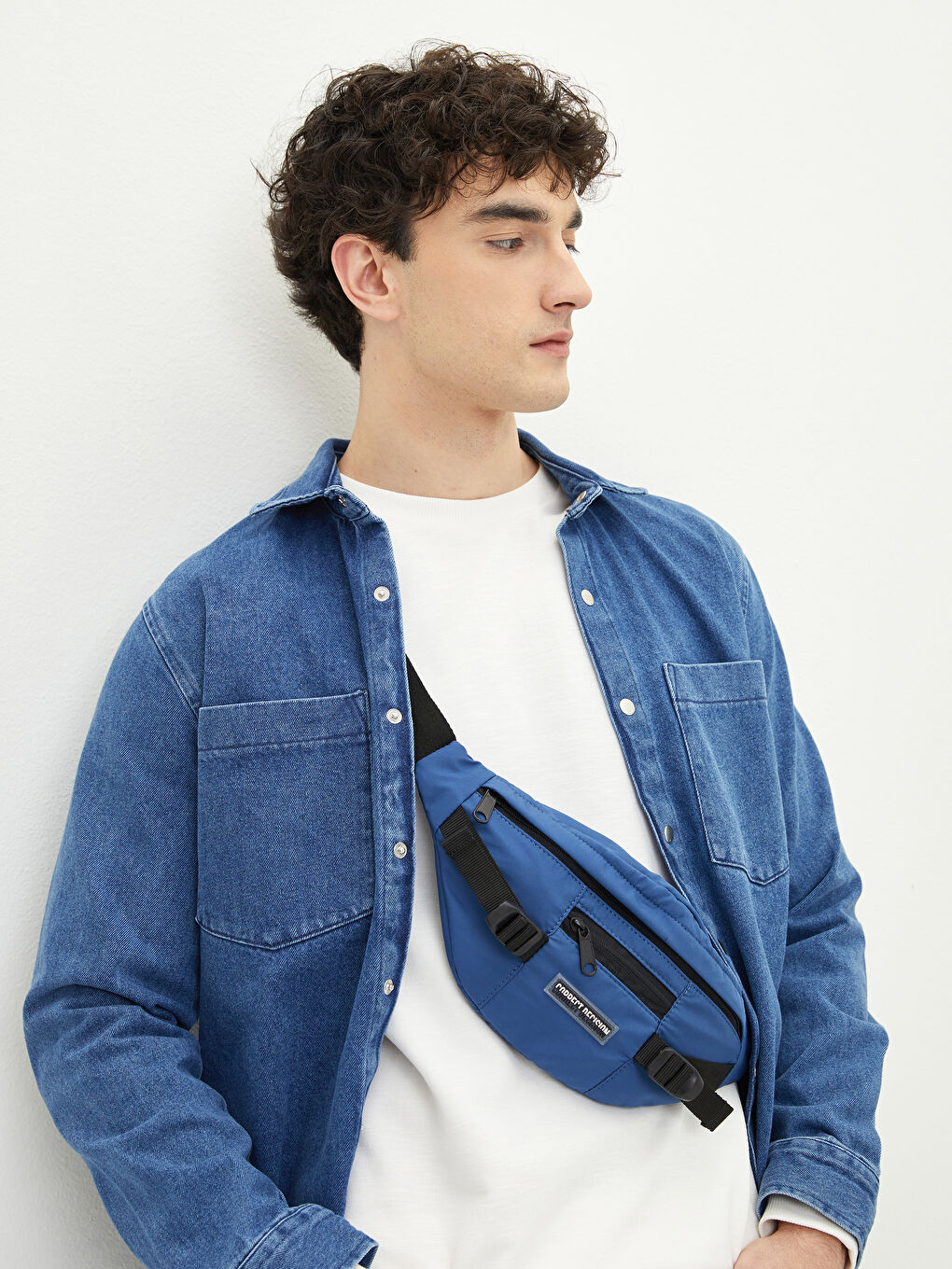 Mavi Etiket Detaylı Erkek Bel Çantası-1