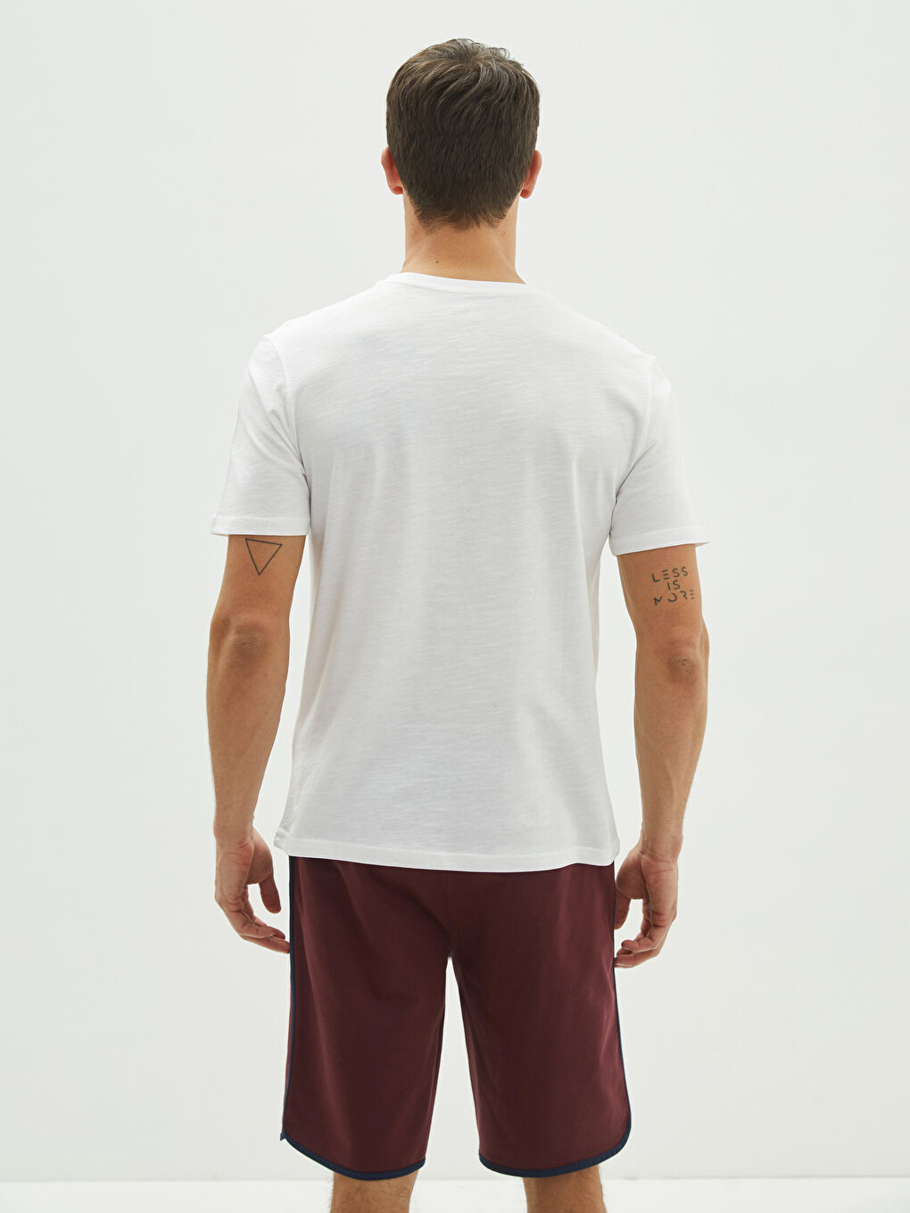 Beyaz Bisiklet Yaka Kısa Kollu Pamuklu Erkek Atlet-4