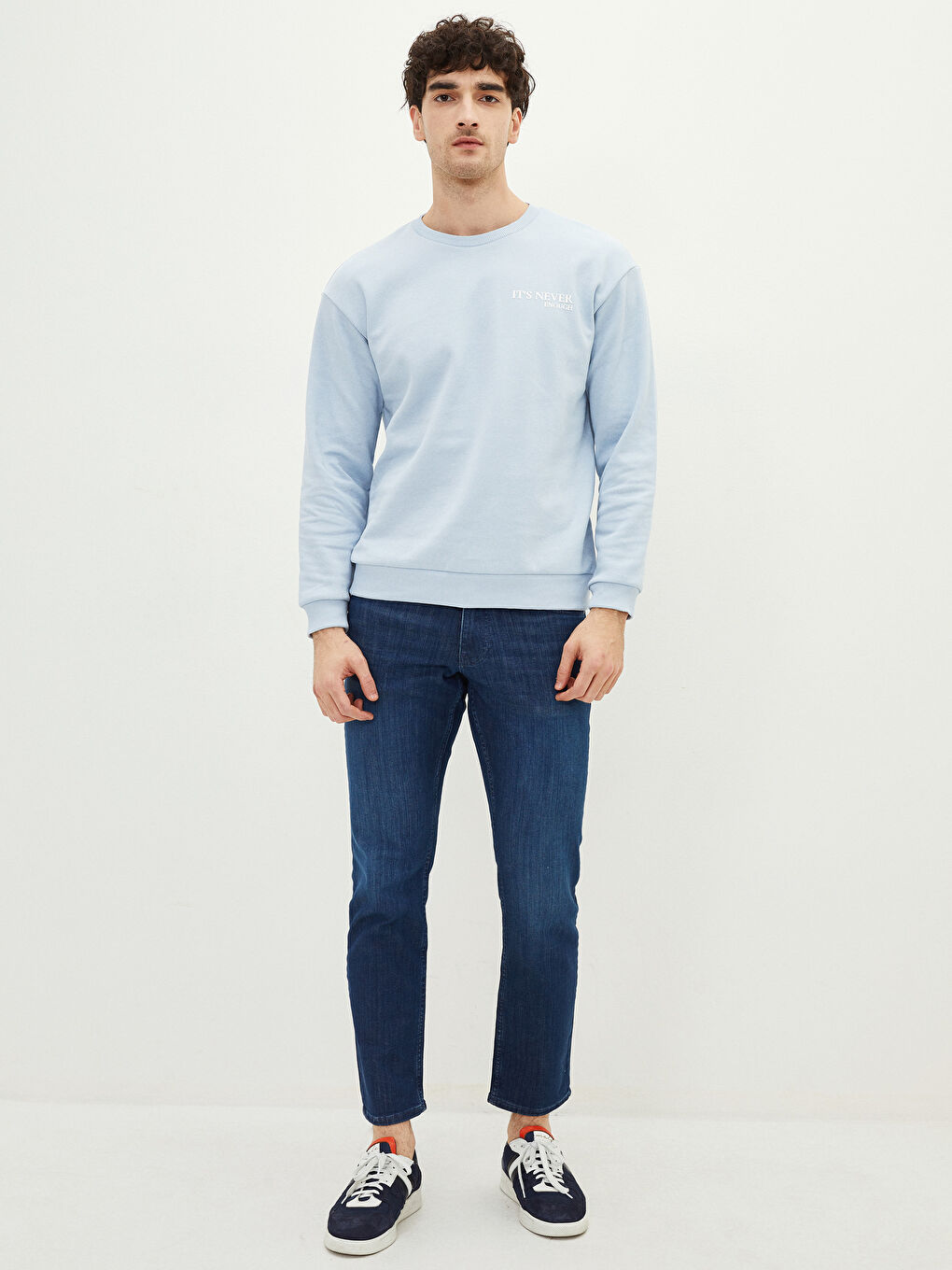 Crew Neck Long Sleeve Printed Men's Sweatshirt-2