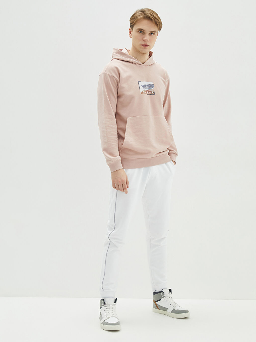 Мужское худи с длинным рукавом и принтом