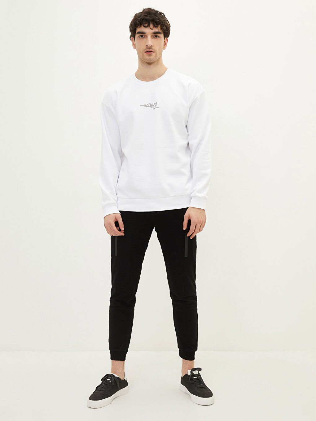 Sweat-shirt imprimé à manches longues et col rond pour hommes-2