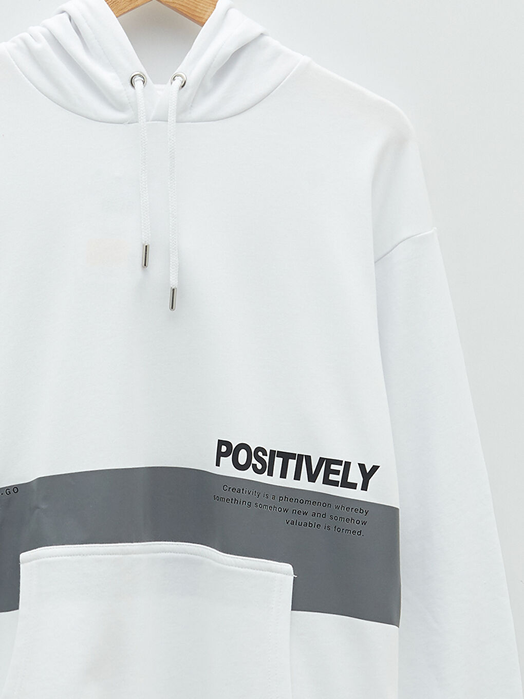 Beyaz Uzun Kollu Baskılı Erkek Hoodie-15