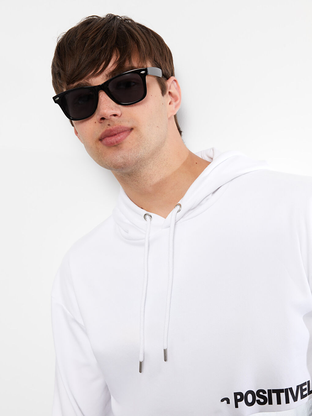 Beyaz Uzun Kollu Baskılı Erkek Hoodie-4