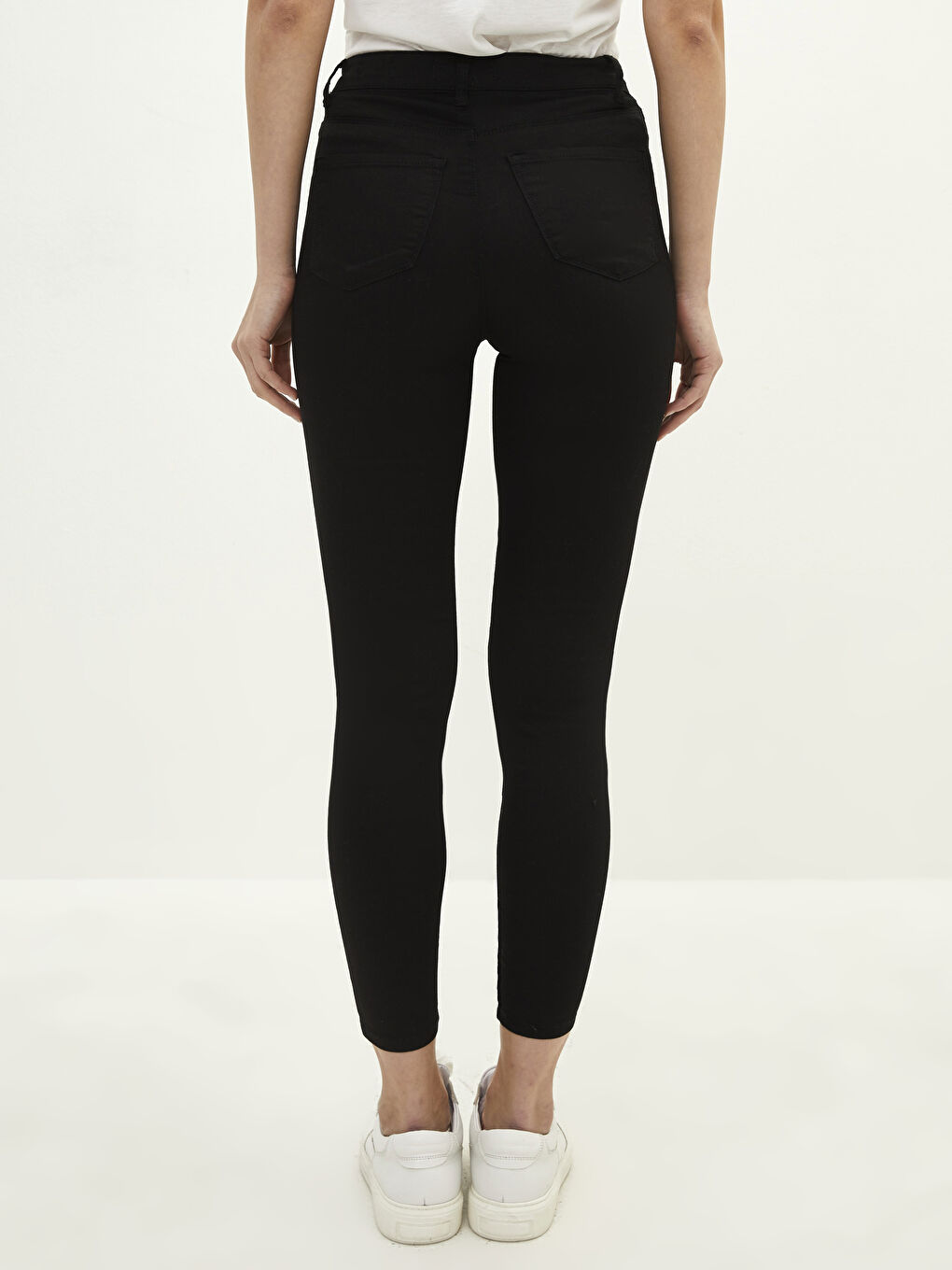 LCW Jeans جینزی کەمەر بەرز جوپیتر زۆر باریک بۆ ژنان -S22866Z8-327