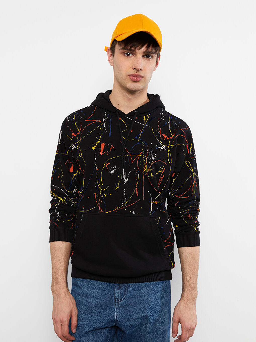 Siyah Uzun Kollu Desenli Erkek Hoodie-1