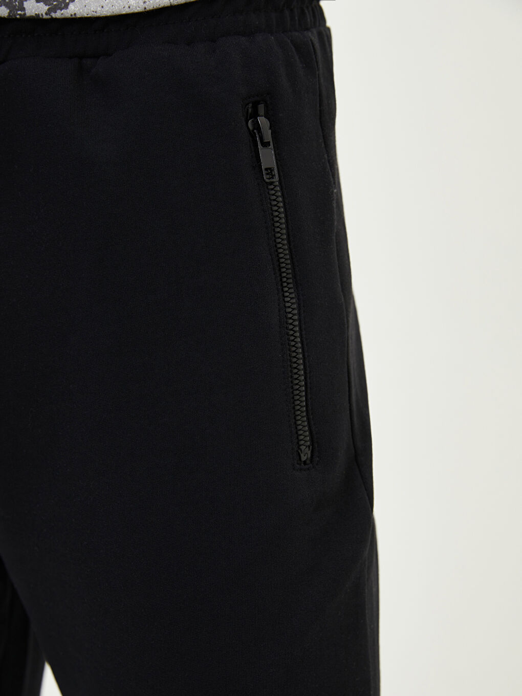 LC Waikiki Slim Fit Men's Sweatpants -S23023Z8-CVL