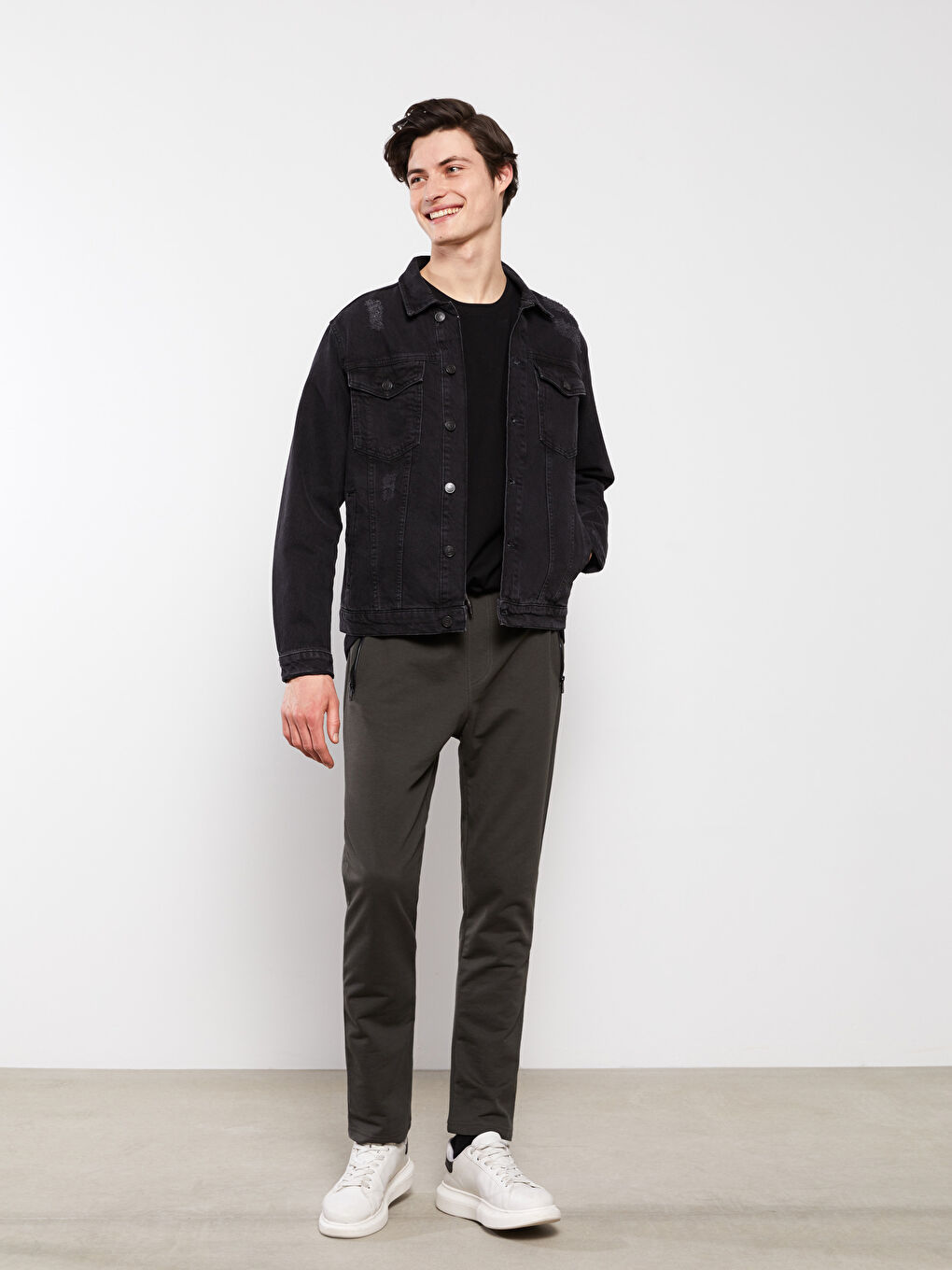 بنطلون رياضي رفيع للرجال-1