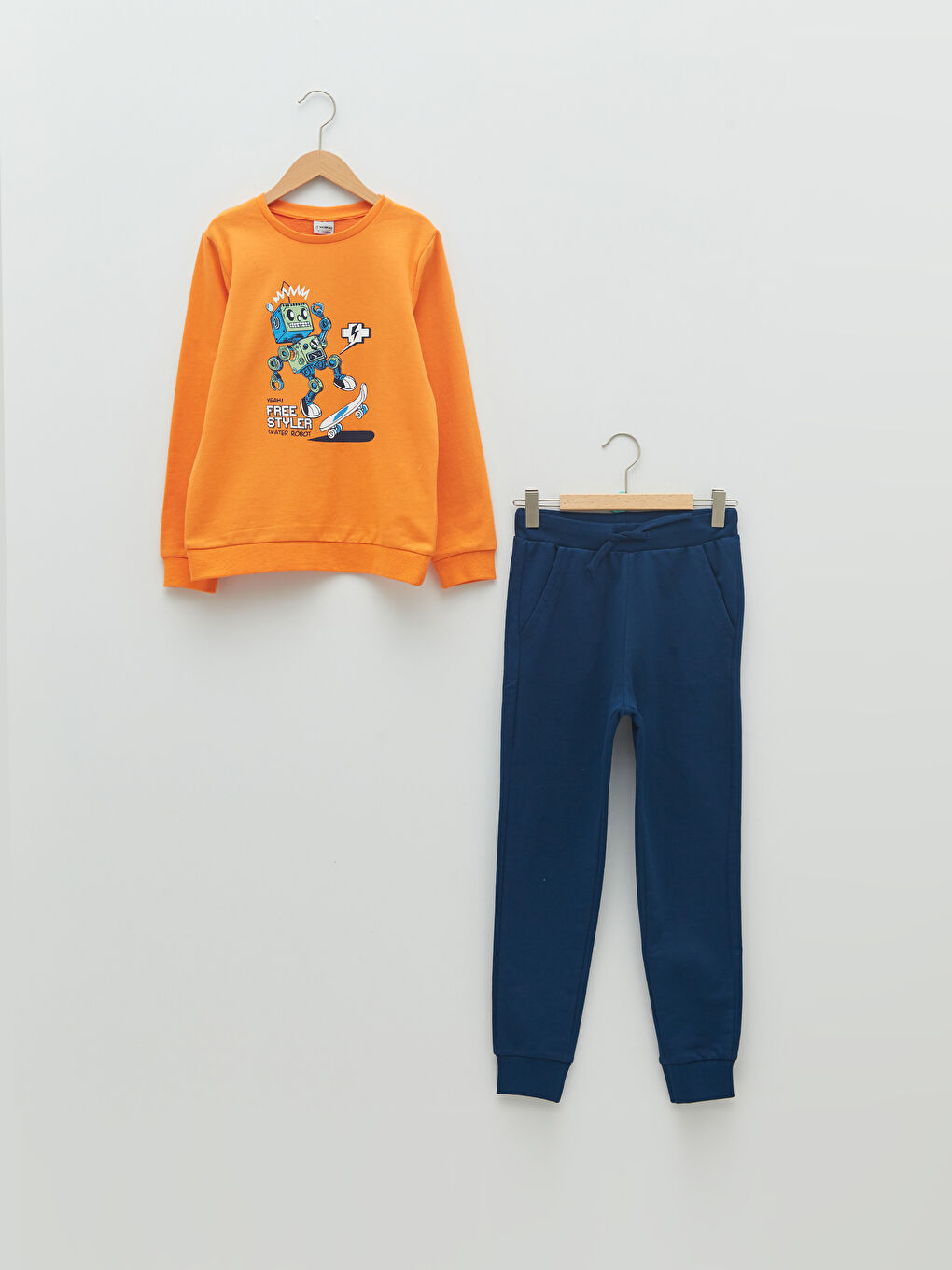 Crew Neck Printed Long Sleeve Boys' Sweatshirt and Tracksuit Bottoms