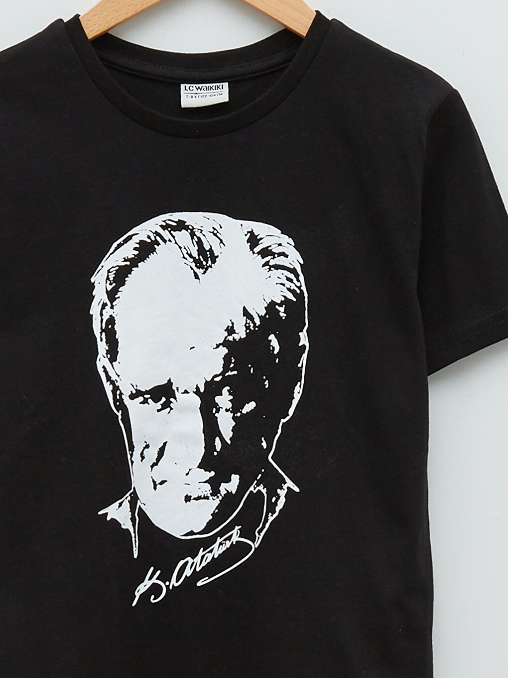 Siyah Bisiklet Yaka Atatürk Baskılı Kısa Kollu Erkek Çocuk Tişört-2