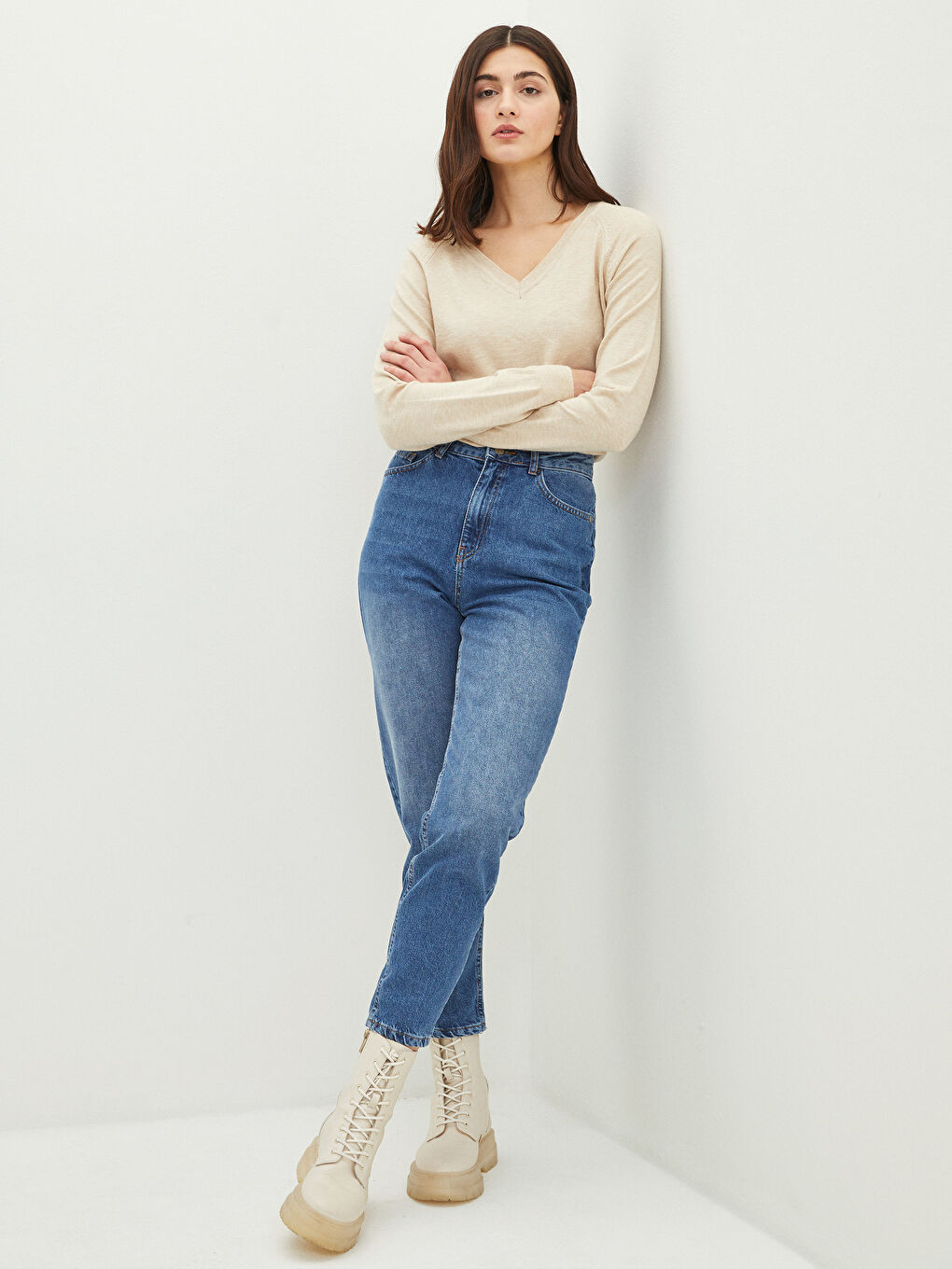 High Waist Mom Fit Pocket Detailed Women's Rodeo Denim Trousers