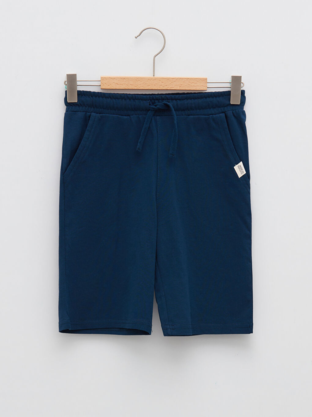 شورت أساسي بخصر مرن للأولاد