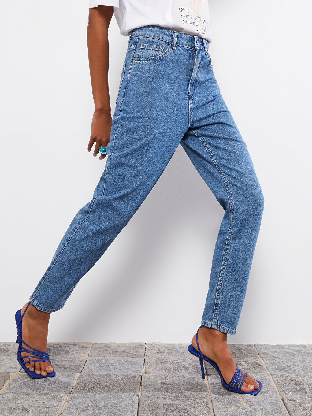 High Waist Mom Fit Pocket Detailed Women's Rodeo Denim Trousers-2