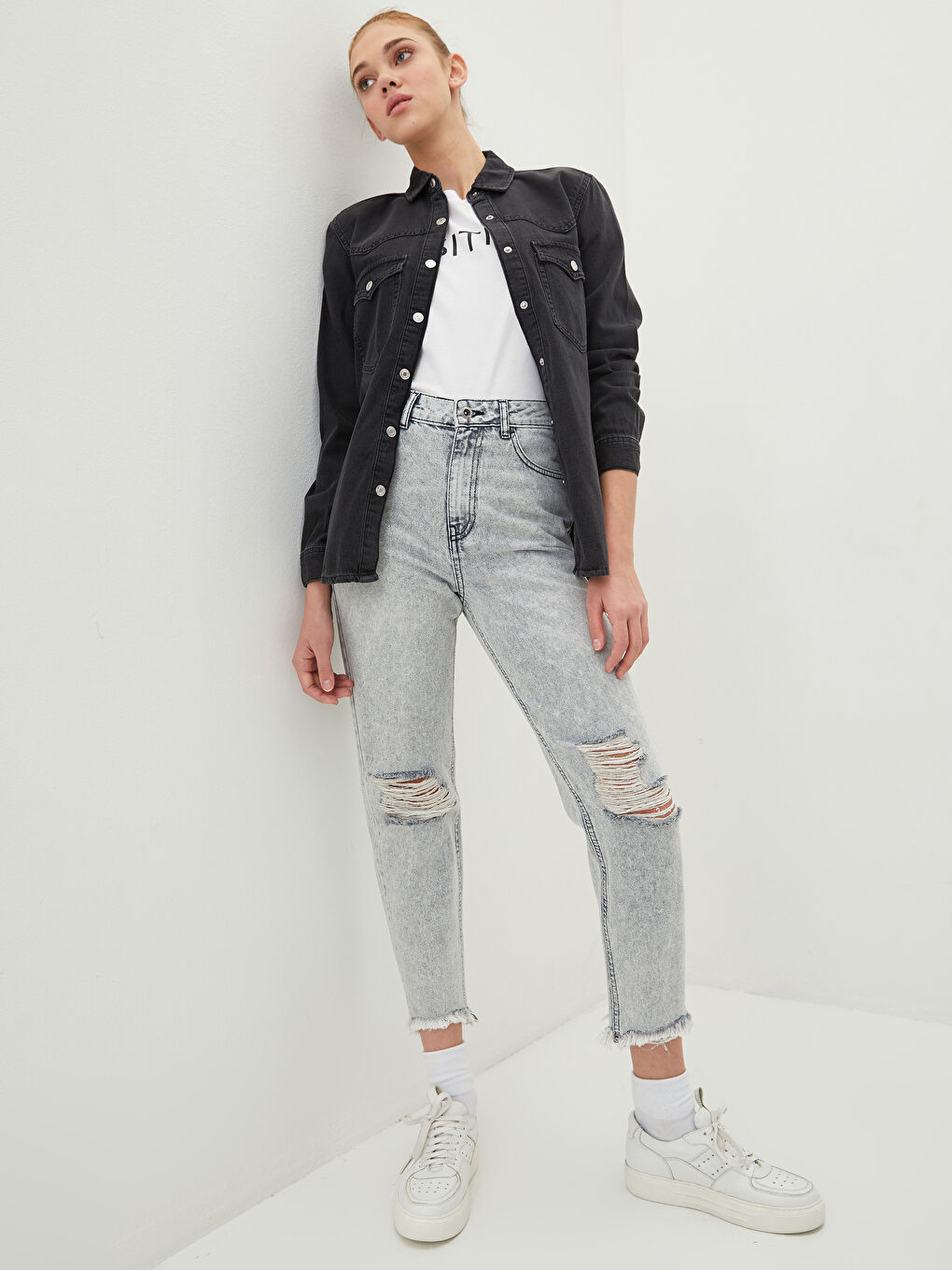 High Waist Mom Fit Ripped Detail Women's Jeans-1