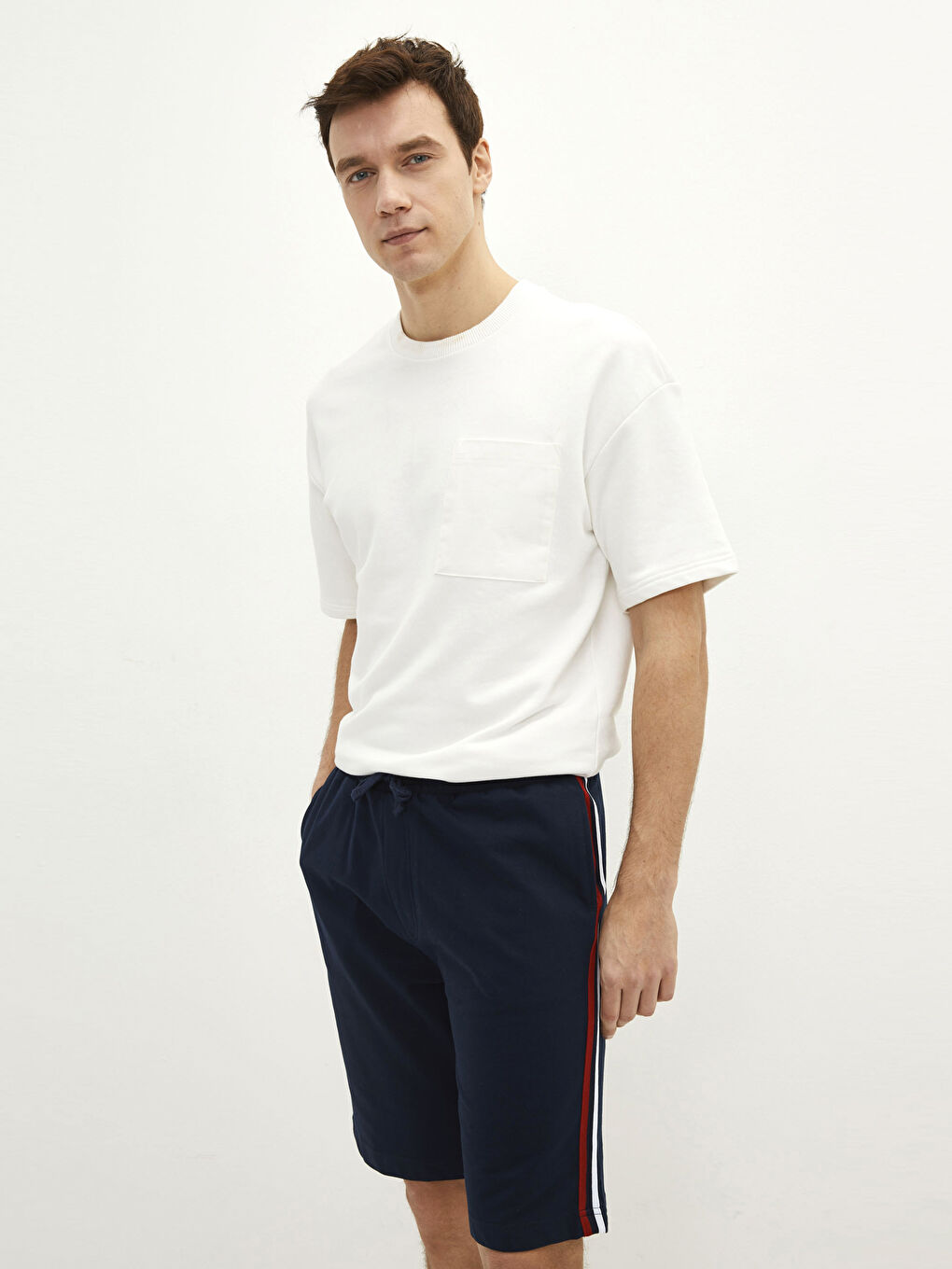 Мужские пижамные шорты стандартного кроя