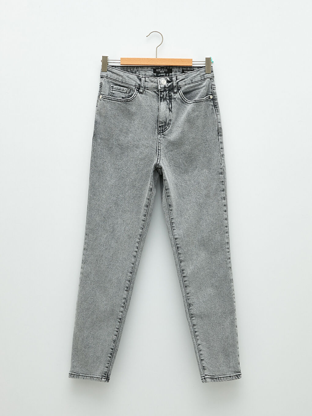 بنطلون دينيم روديو بوسط عالي وقصة رفيعة وجيوب عادية للسيدات-4