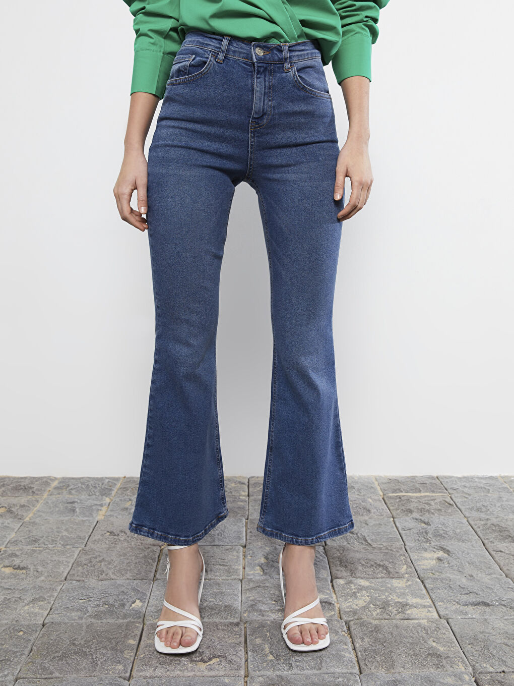 İndigo Yüksek Bel Mars Flare Kadın Jean Pantolon-3