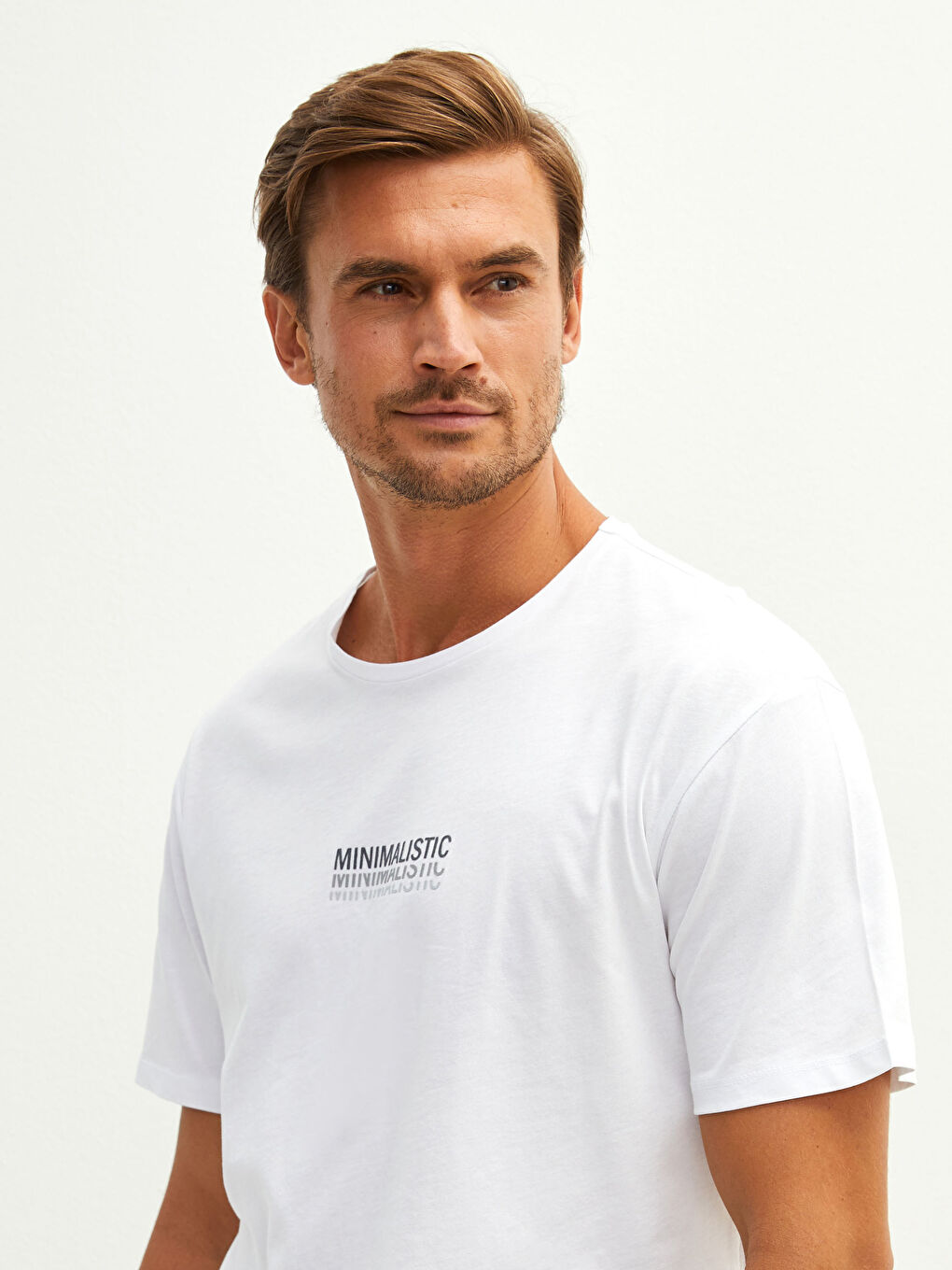 تيشيرت رجالي ياقة دائرية كم قصير مطبوع قطن ممشط-3