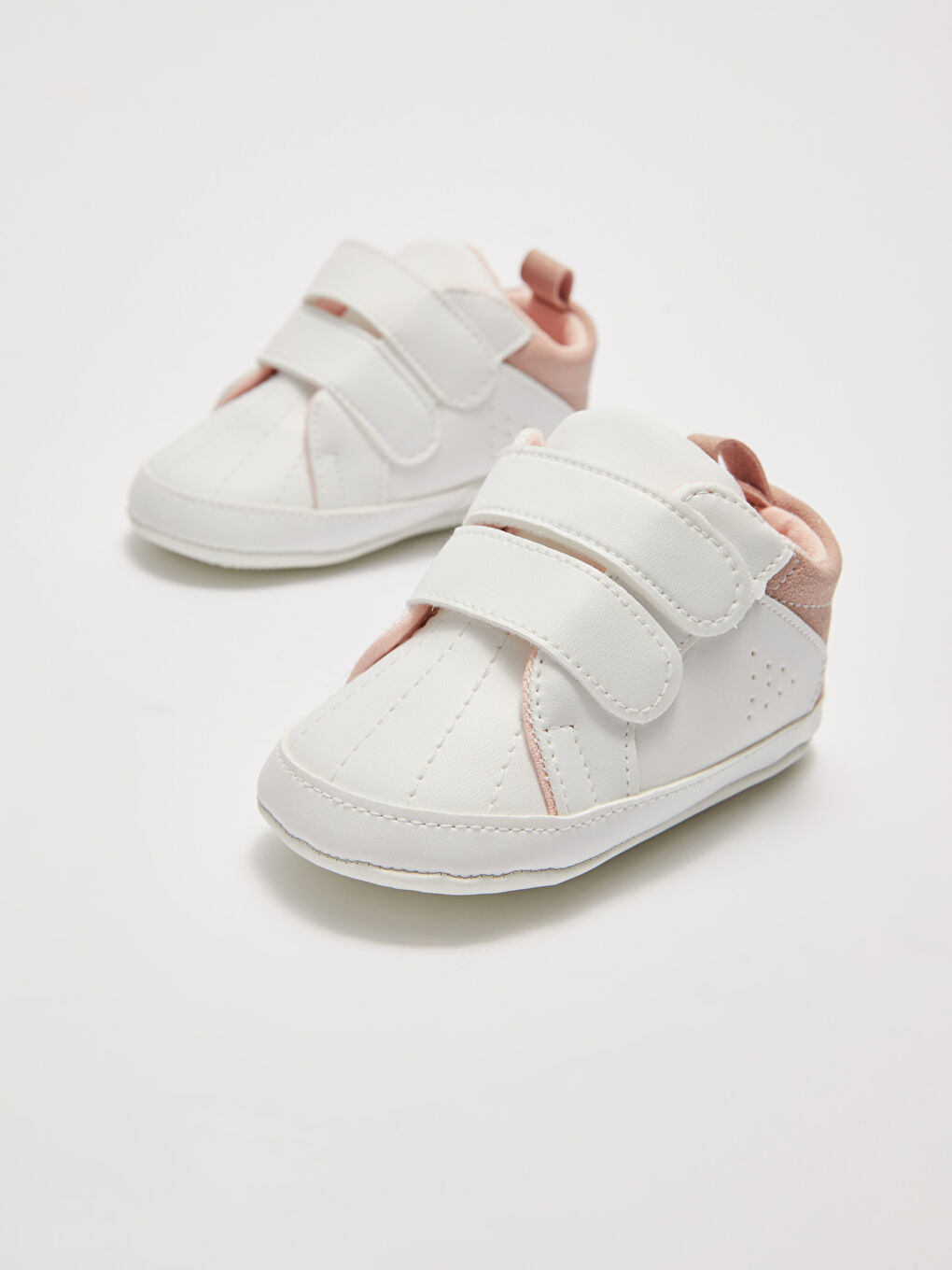Beyaz Çift Bant Cırt Cırtlı Kız Bebek Yürüme Öncesi Ev Ayakkabısı-2